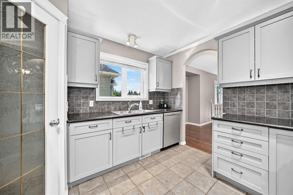 142 Strathmore Lakes Place - 19