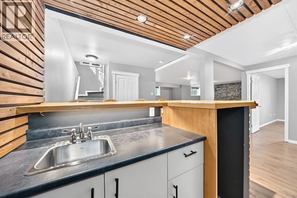 142 Strathmore Lakes Place - 33