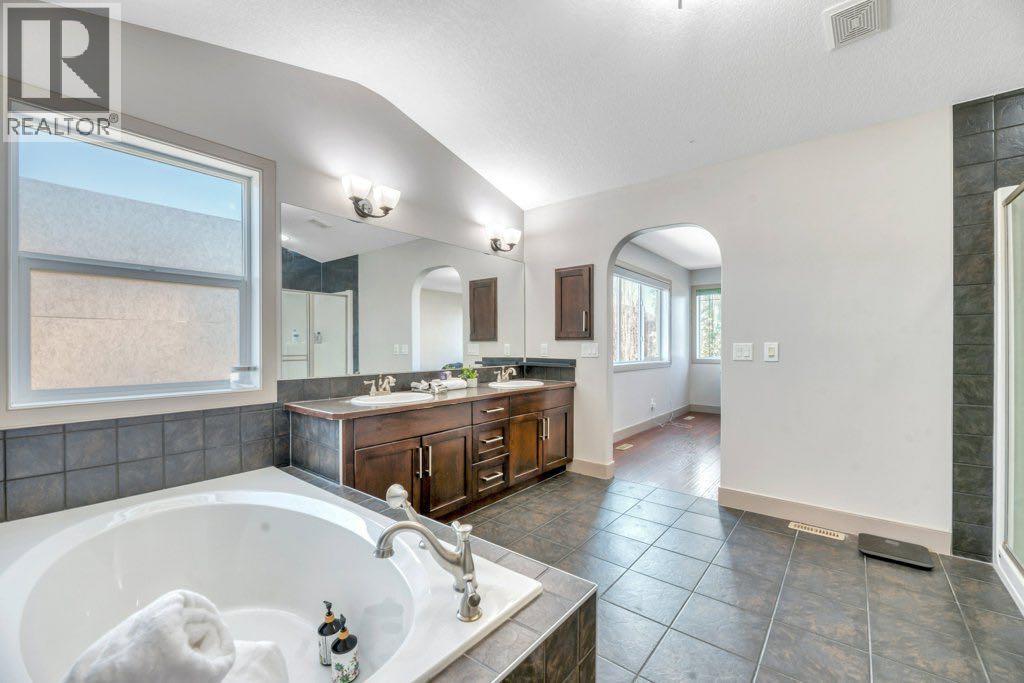 101 Hawkmere Place - Image 38