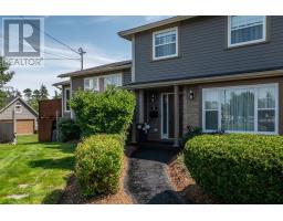 4 Emberley Place thumbnail 3