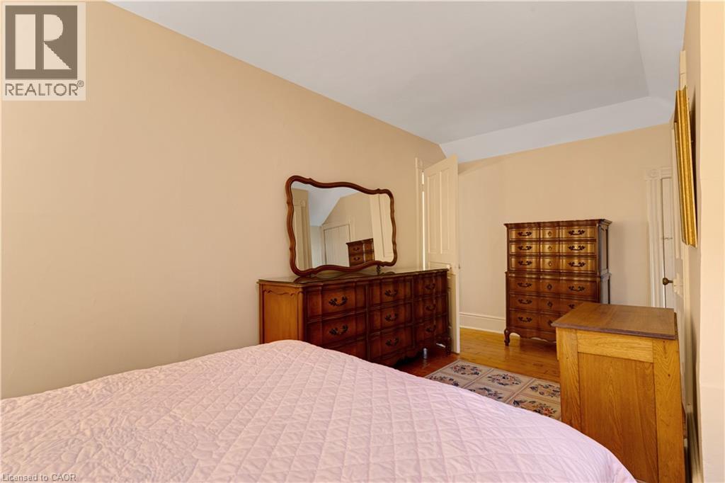 136 BLAIR Road - 31