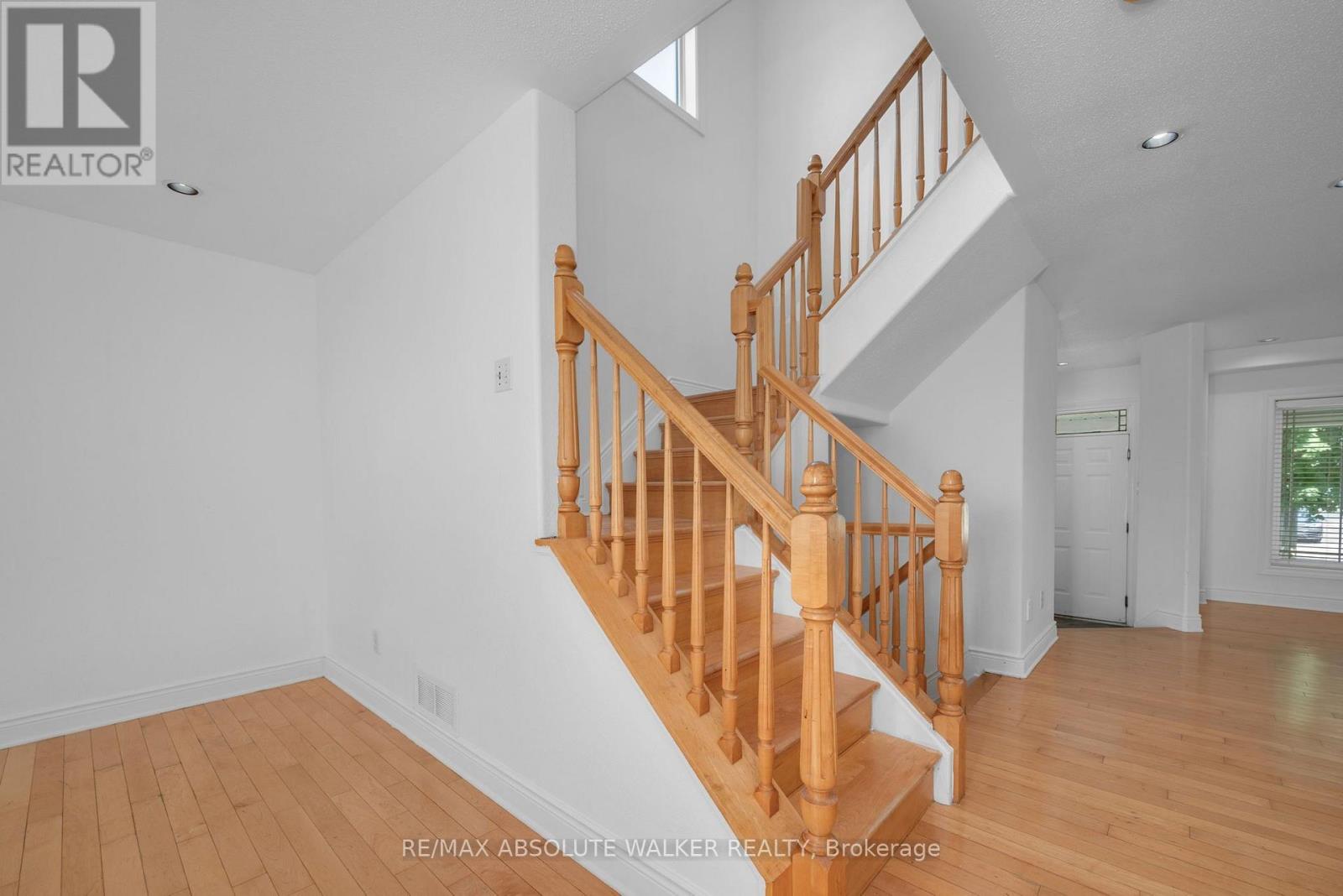 3 Bed, 4 Bath House for Rent in Ottawa – 2269 SANDMAN CRESCENT, Ottawa – MLS# X13666298 - Image 6