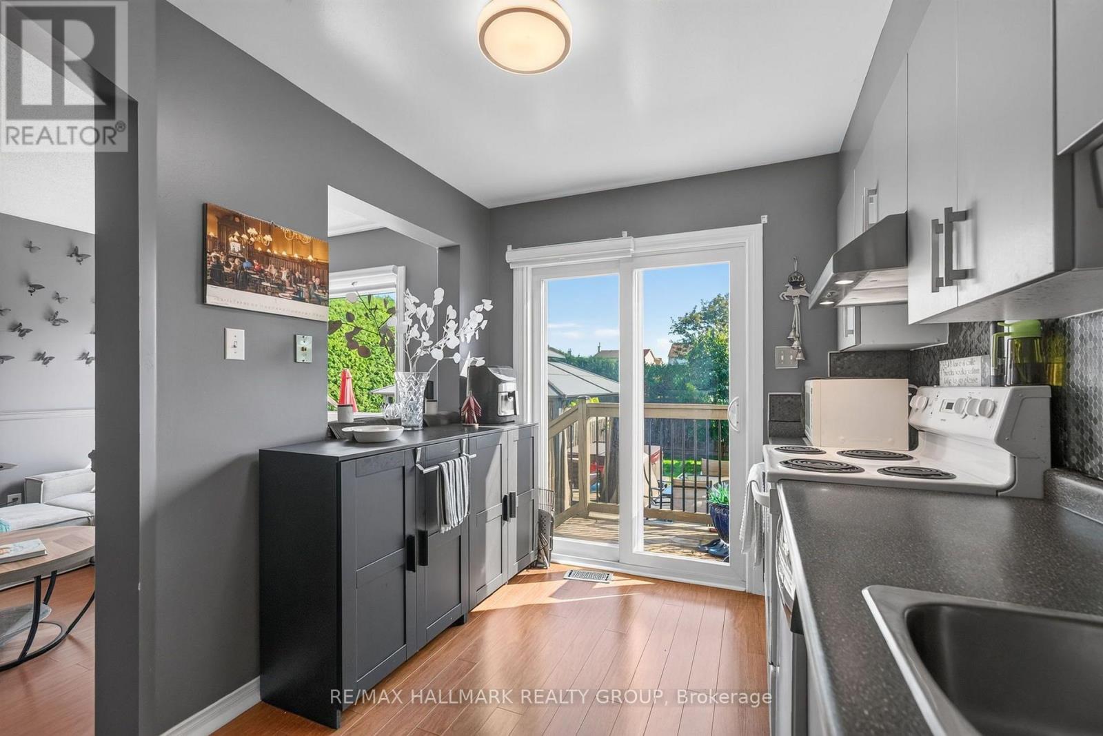 1655 GREYWOOD DRIVE - 15