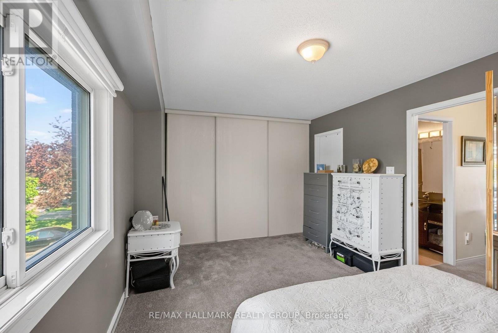 3 Bed, 2 Bath House for Sale in Ottawa – 1655 GREYWOOD DRIVE, Ottawa – MLS# X13666336 - Image 19