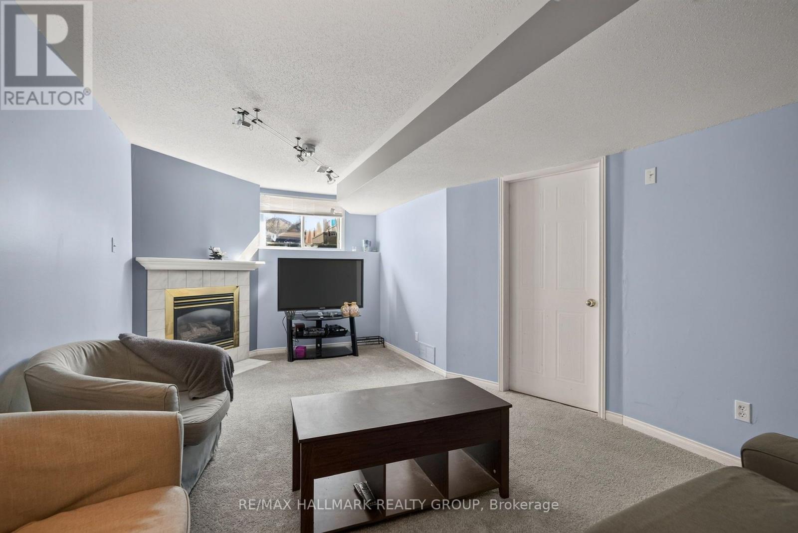3 Bed, 2 Bath House for Sale in Ottawa – 1655 GREYWOOD DRIVE, Ottawa – MLS# X13666336 - Image 28