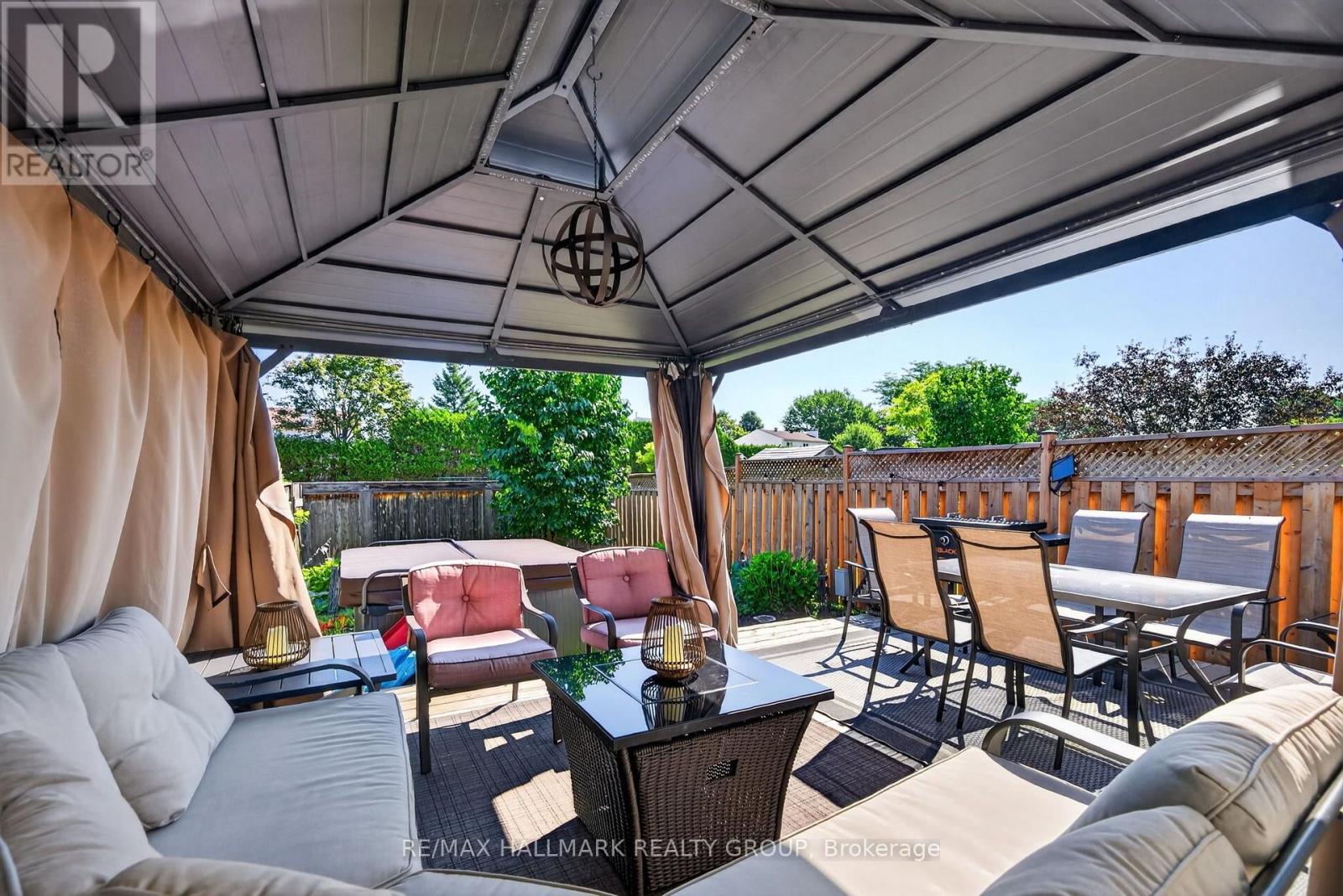 1655 GREYWOOD DRIVE - 33