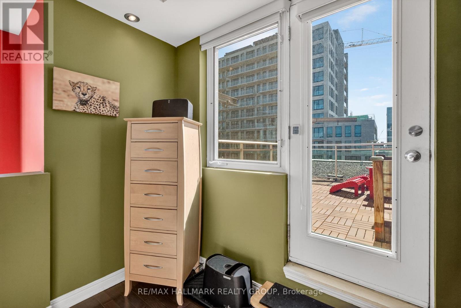 2 Bed, 3 Bath House for Rent in Ottawa – PH01 – 134 YORK STREET, Ottawa – MLS# X13666350 - Image 37