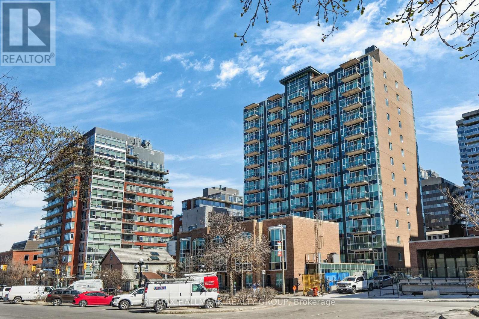 2 Bed, 3 Bath House for Rent in Ottawa – PH01 – 134 YORK STREET, Ottawa – MLS# X13666350 - Image 47