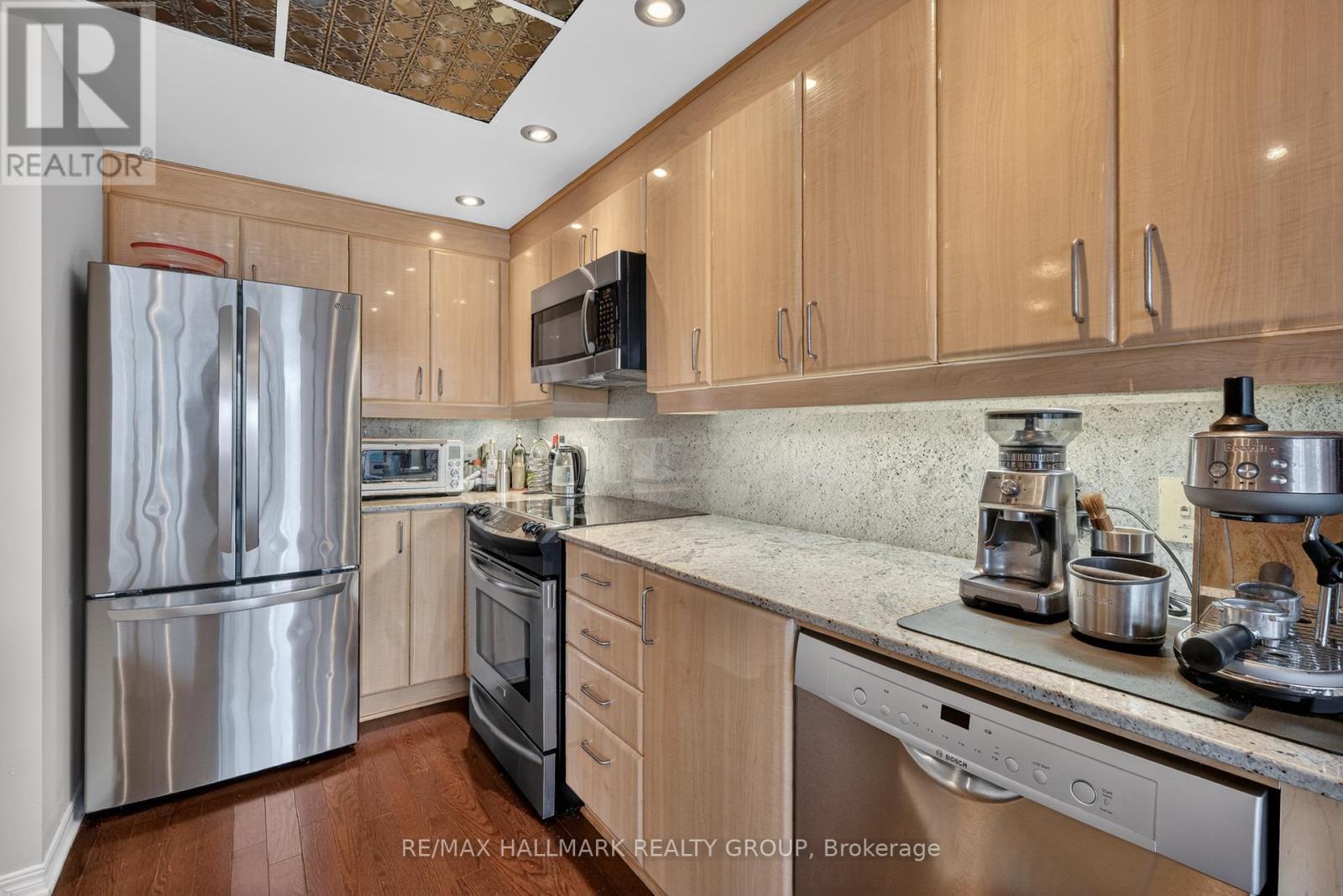 2 Bed, 3 Bath House for Rent in Ottawa – PH01 – 134 YORK STREET, Ottawa – MLS# X13666350 - Image 9
