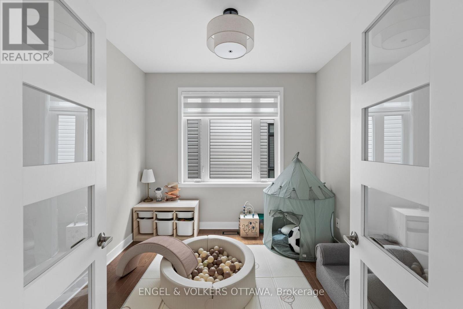 4 Bed, 4 Bath House for Sale in Ottawa – 351 SHUTTLEWORTH DRIVE, Ottawa – MLS# X13666404 - Image 18