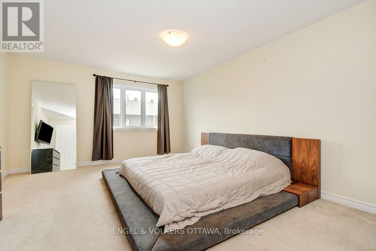561 PETRICHOR CRESCENT - 11