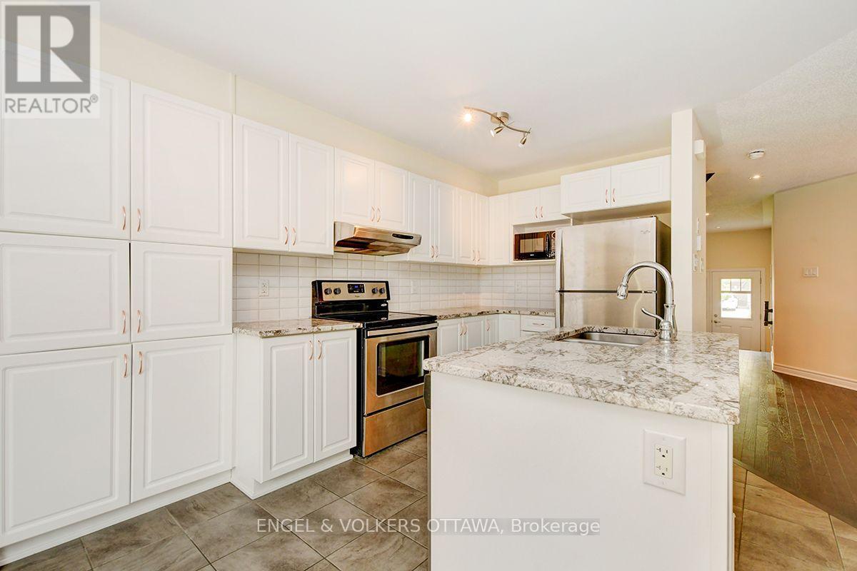 3 Bed, 3 Bath House for Sale in Ottawa – 561 PETRICHOR CRESCENT, Ottawa – MLS# X13666410 - Image 7