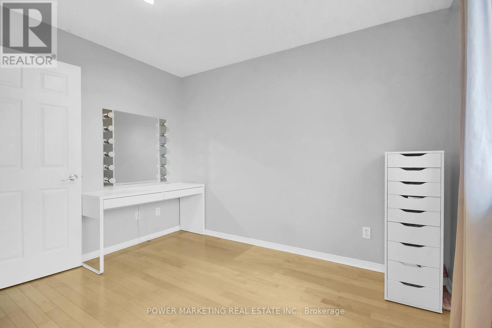 181 MOUNTSHANNON DRIVE - 24