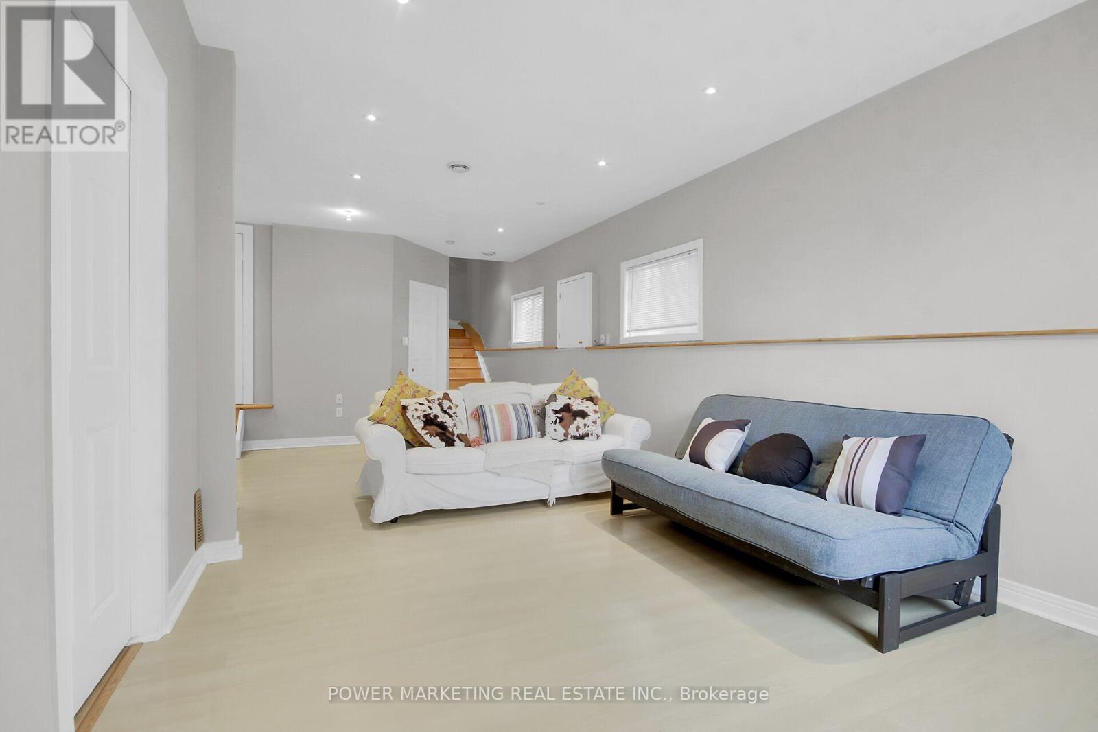 181 MOUNTSHANNON DRIVE - 38