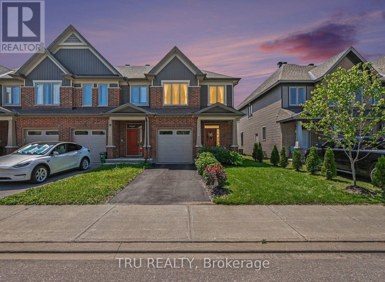 106 LAVATERA STREET - 1