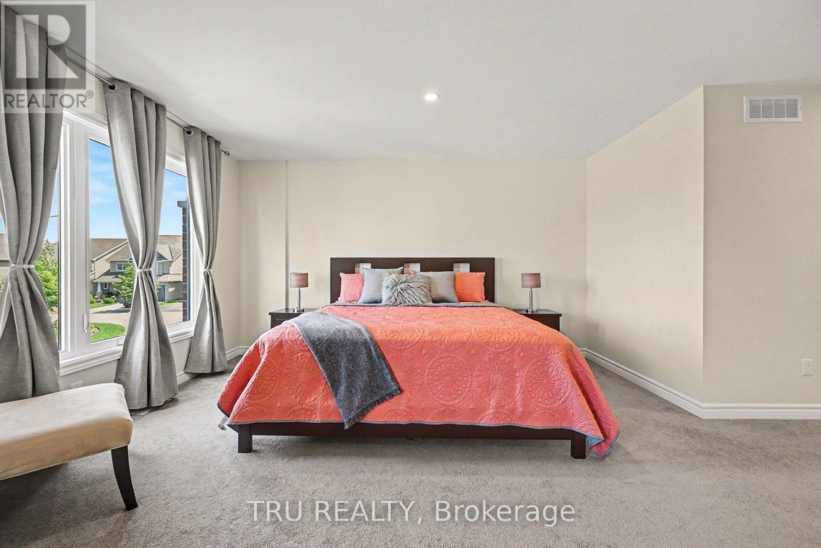3 Bed, 3 Bath House for Sale in Ottawa – 106 LAVATERA STREET, Ottawa – MLS# X13666430 - Image 19