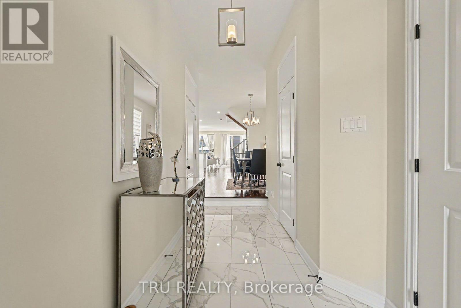 106 LAVATERA STREET - 4