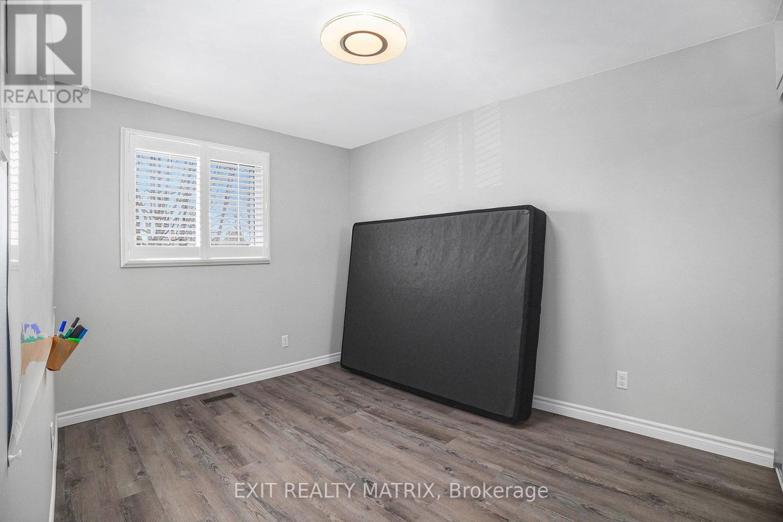 3 Bed, 2 Bath House for Sale in Ottawa – 697 LEVAC DRIVE, Ottawa – MLS# X13666502 - Image 22