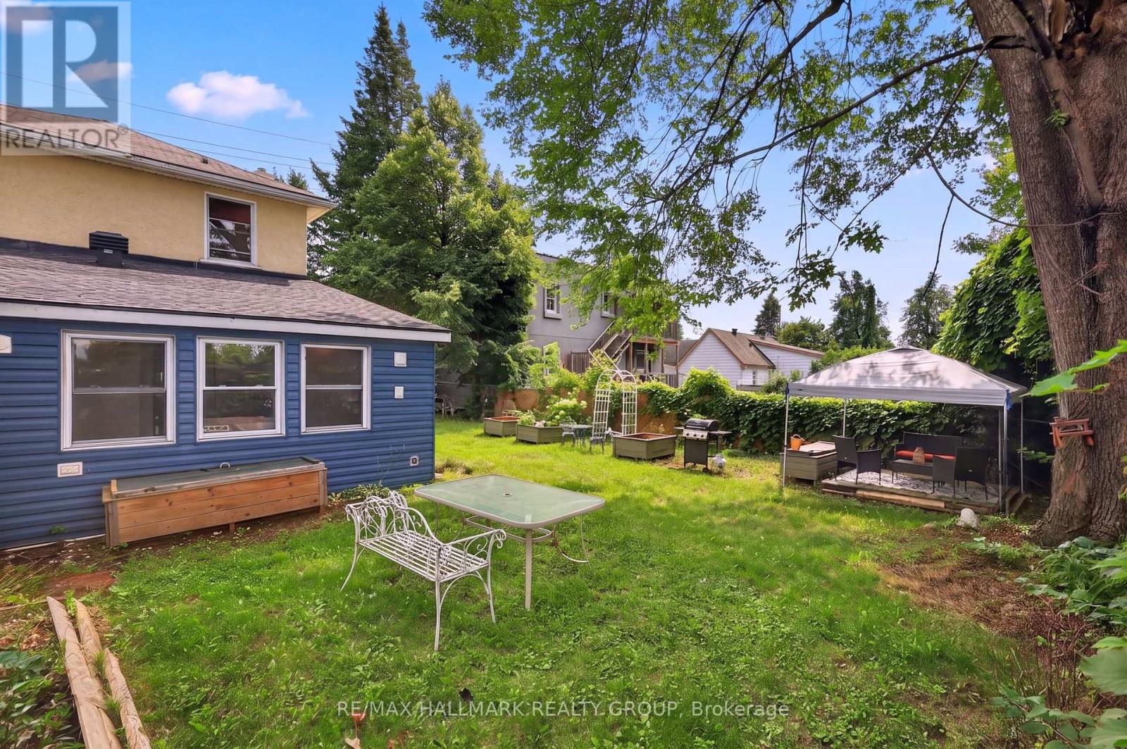 3 Bed, 2 Bath House for Sale in Ottawa – 664 CENTER STREET, Ottawa – MLS# X13666520 - Image 37