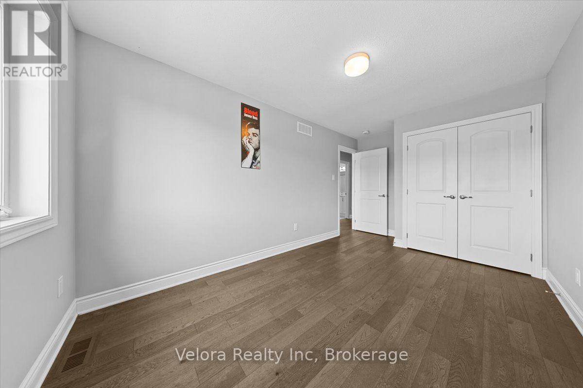 3 Bed, 3 Bath House for Sale in Ottawa – 557 FLAGSTAFF DRIVE, Ottawa – MLS# X13666522 - Image 28