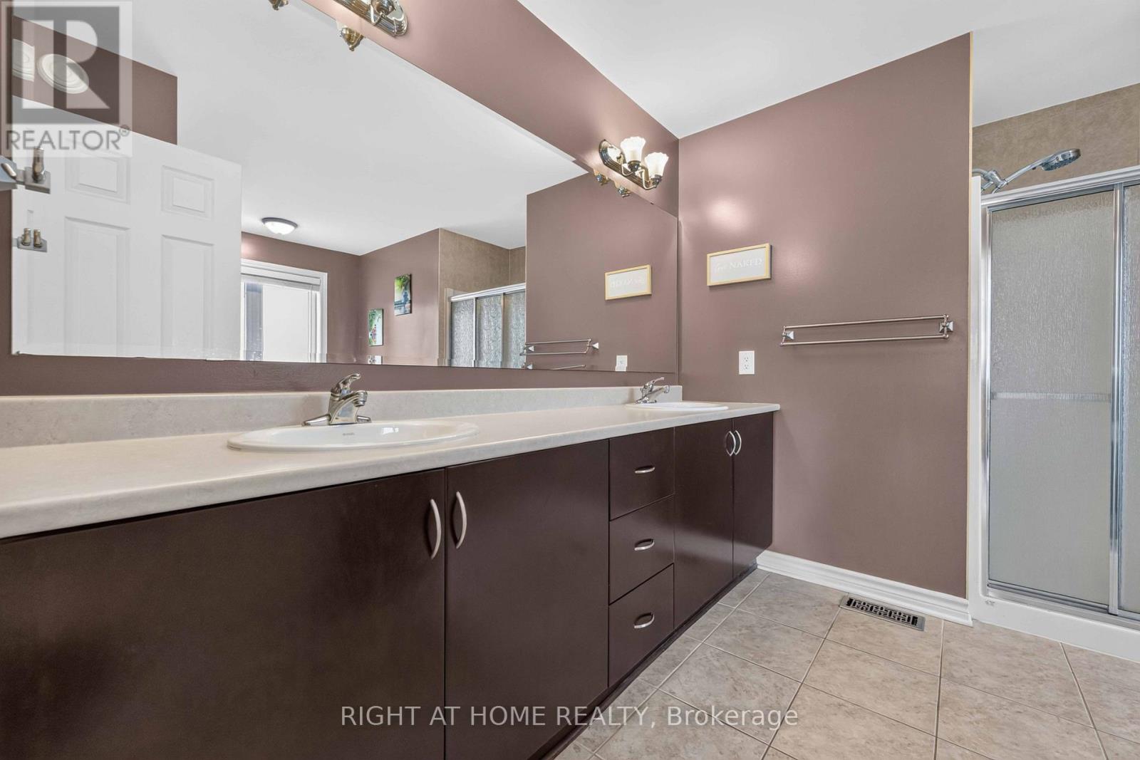 4 Bed, 3 Bath House for Sale in Ottawa – 168 STEEPLE CHASE DRIVE, Ottawa – MLS# X13666542 - Image 19