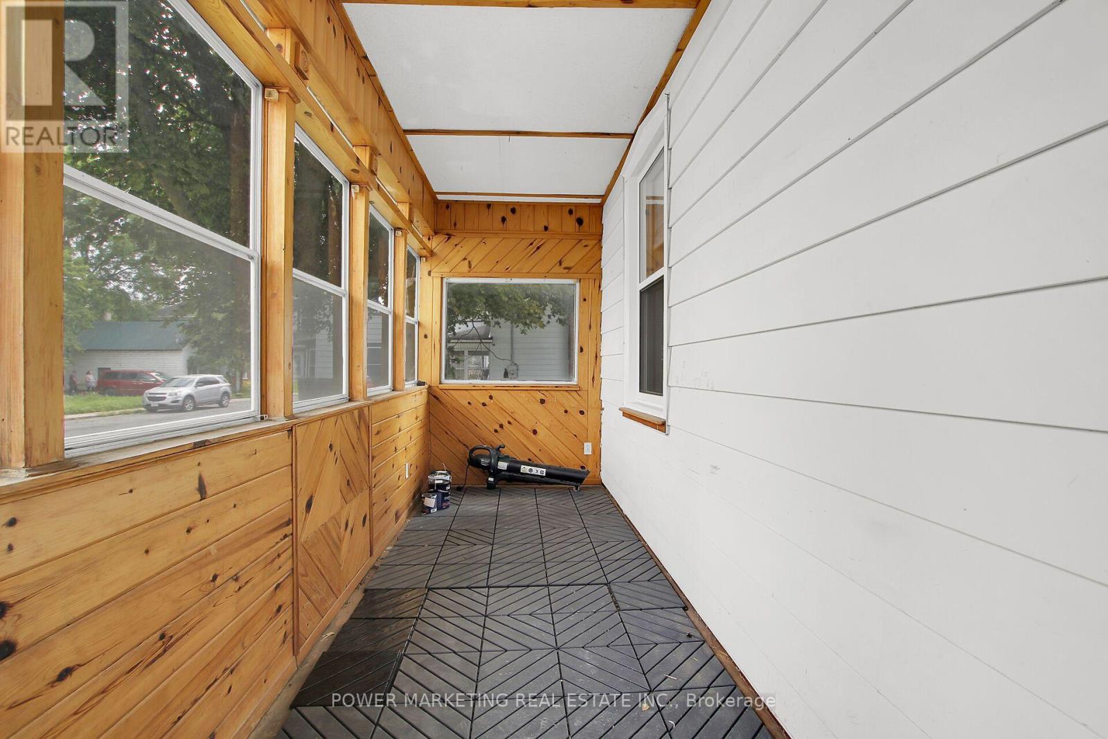 28 MONTAGUE STREET - Image 5