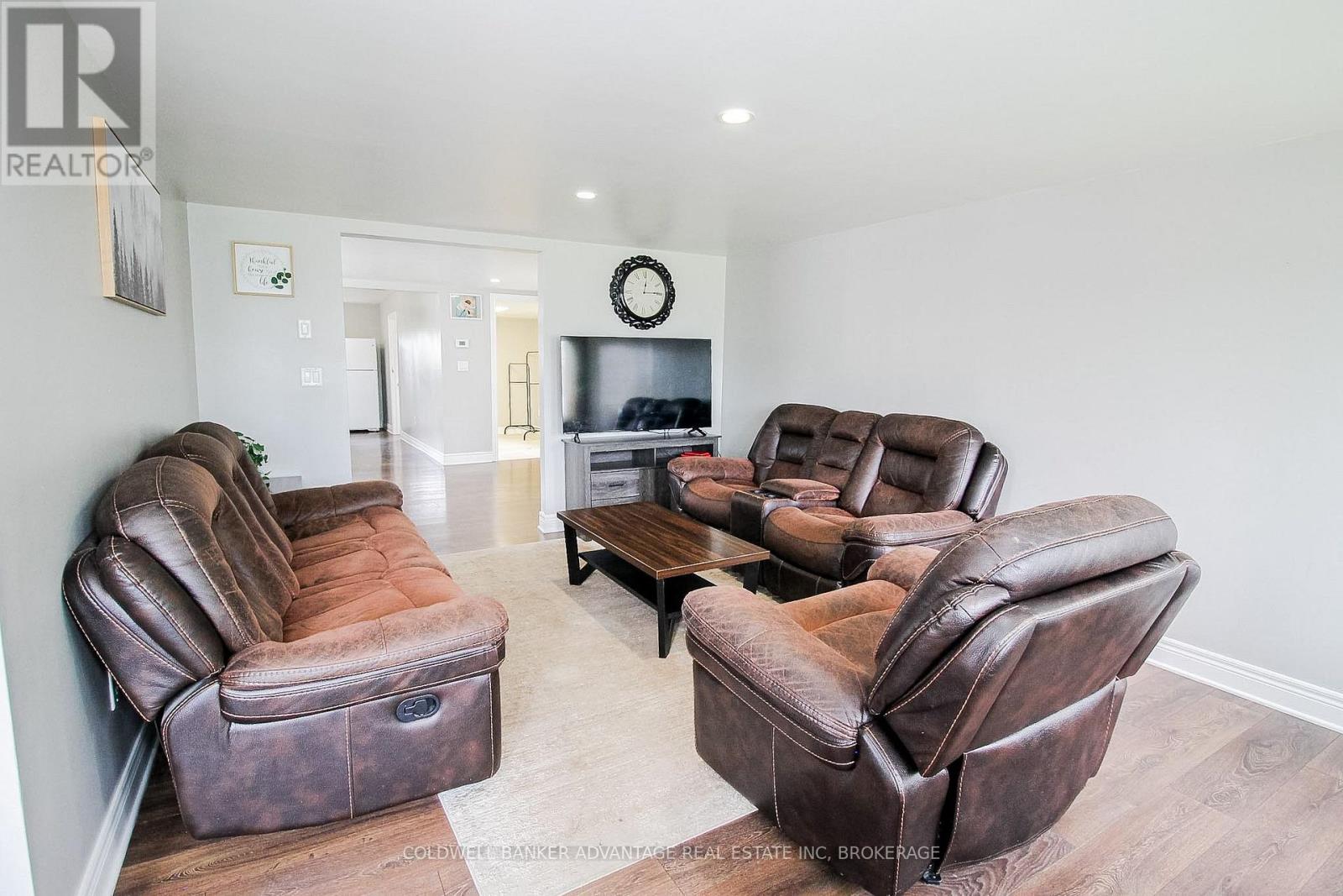 3747 BOWEN ROAD - Image 20