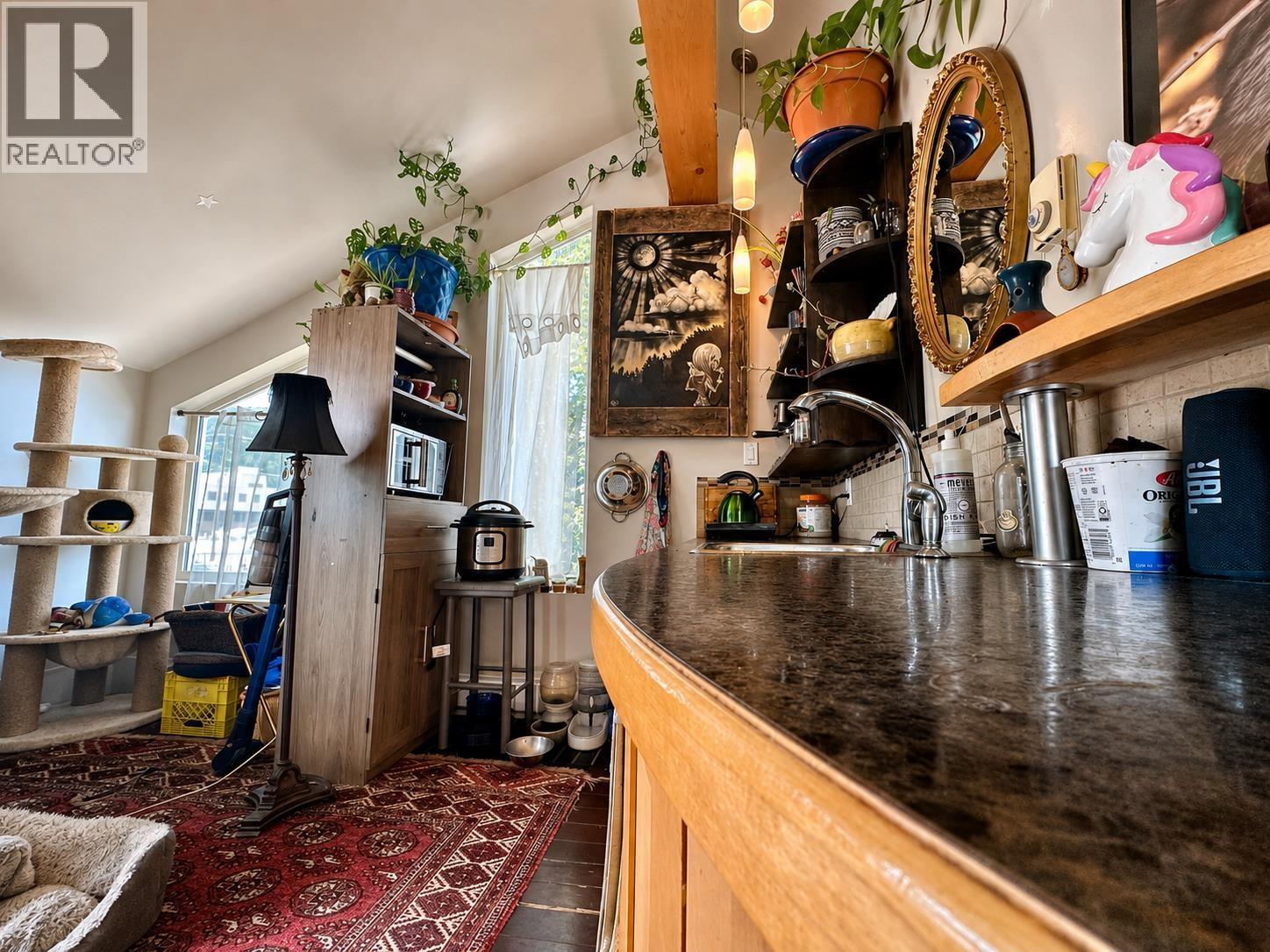 3672 BROADWAY Avenue, Smithers
