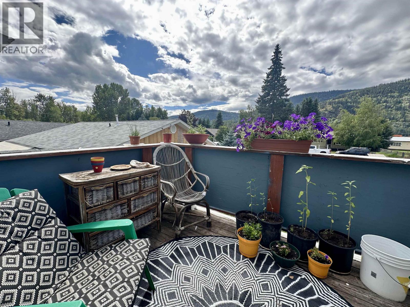 3672 BROADWAY Avenue, Smithers