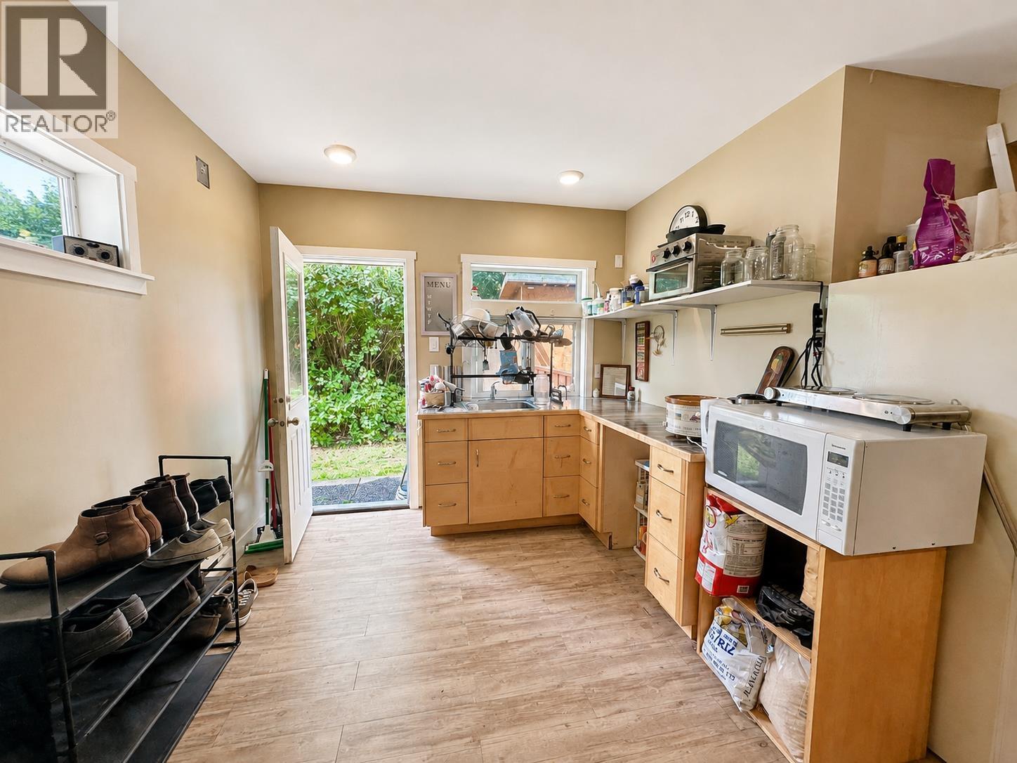 3672 BROADWAY Avenue, Smithers