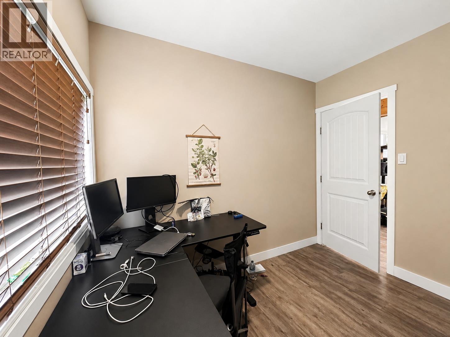 3672 BROADWAY AVENUE - 31