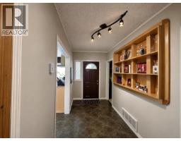 Laundry room - 3672 Broadway Avenue, Smithers, BC V0J2N0 Photo 15