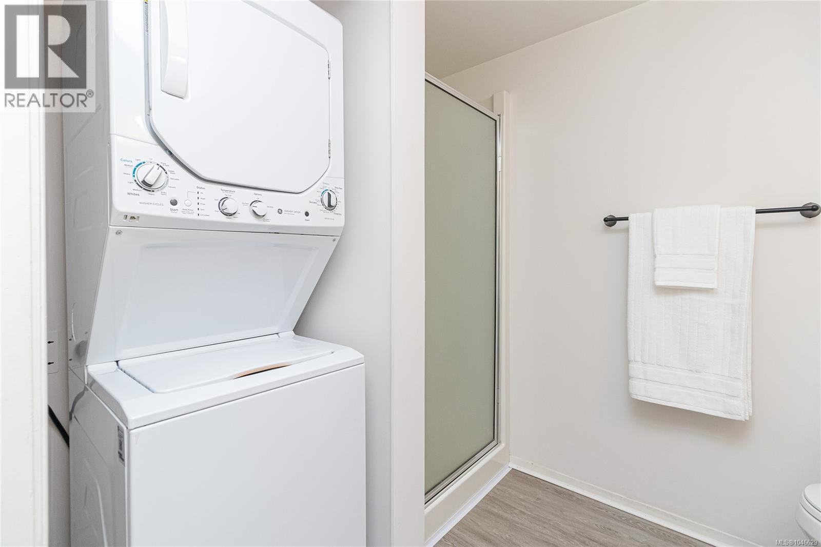 #303 932 Johnson St - 12