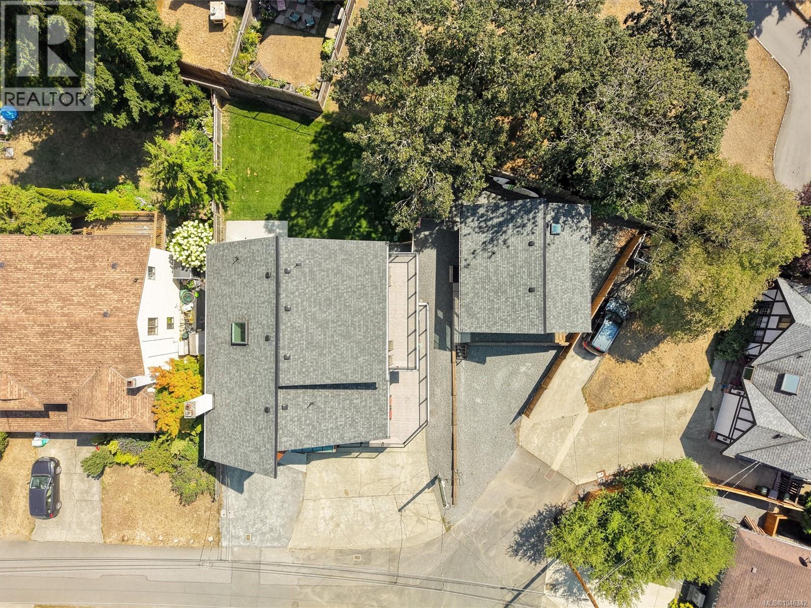 1143 Lindsay Pl - Image 3