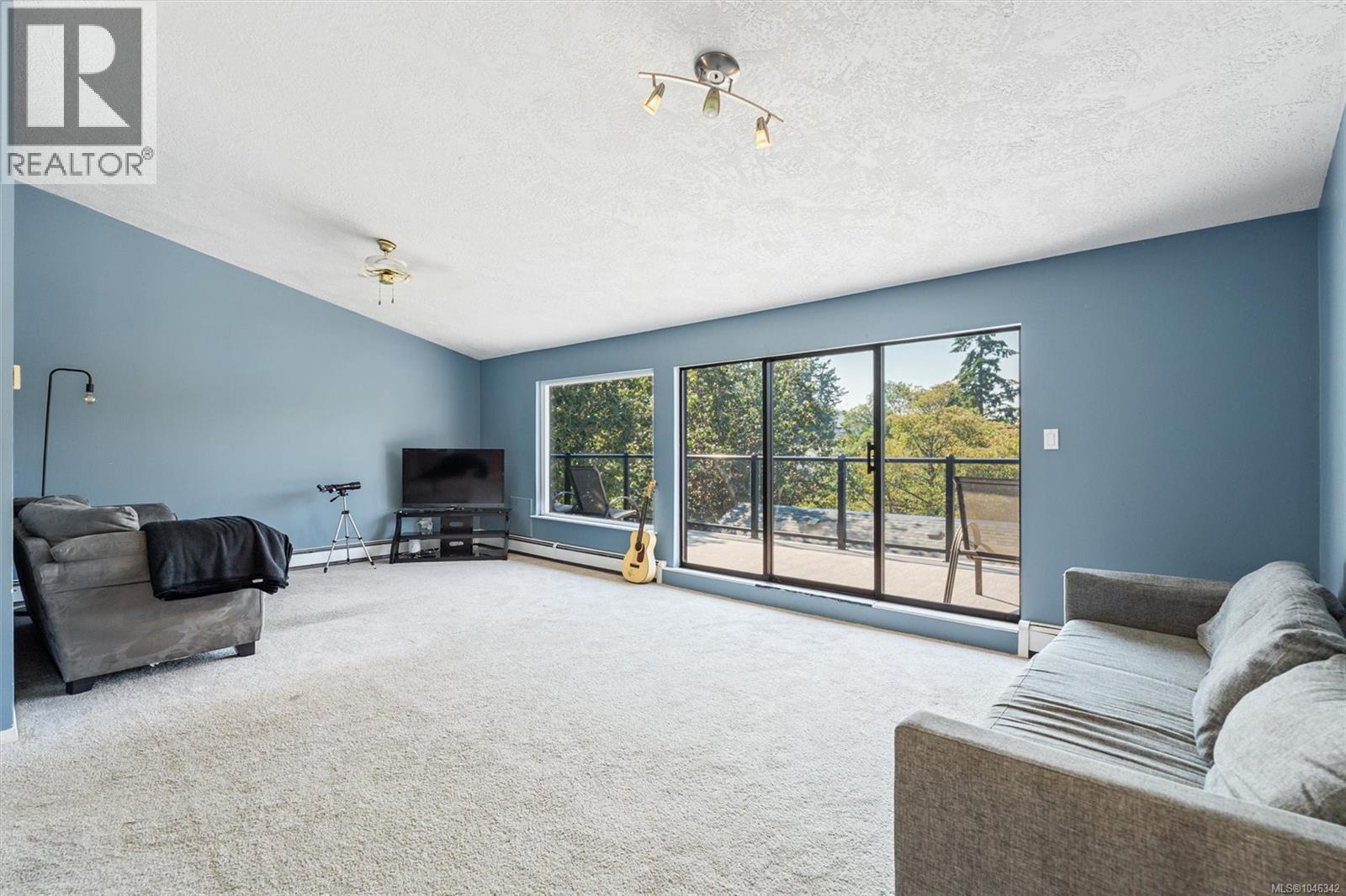 1143 Lindsay Pl - 49