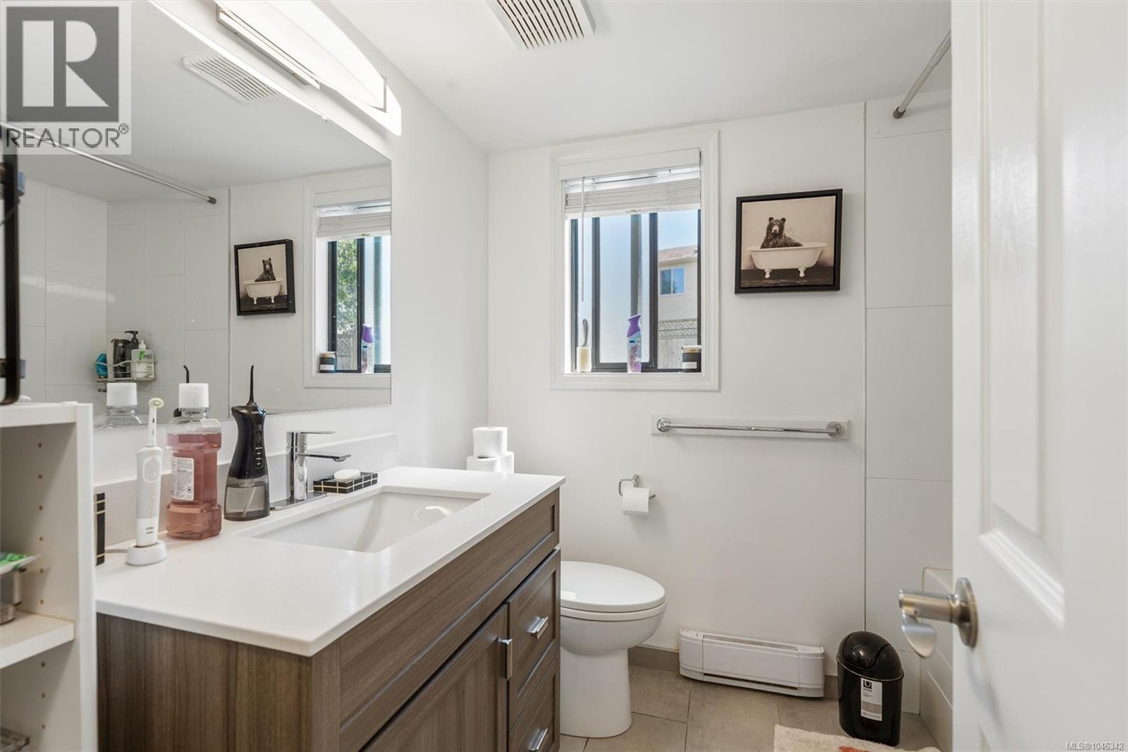 1143 Lindsay Pl - 66