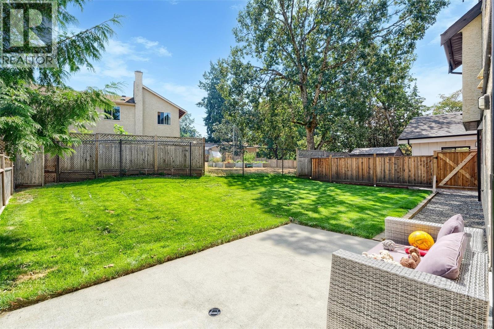 1143 Lindsay Pl - Image 71