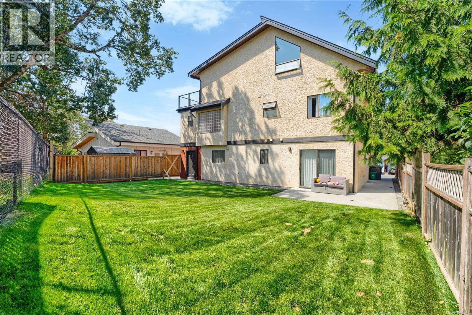 1143 Lindsay Pl - 72