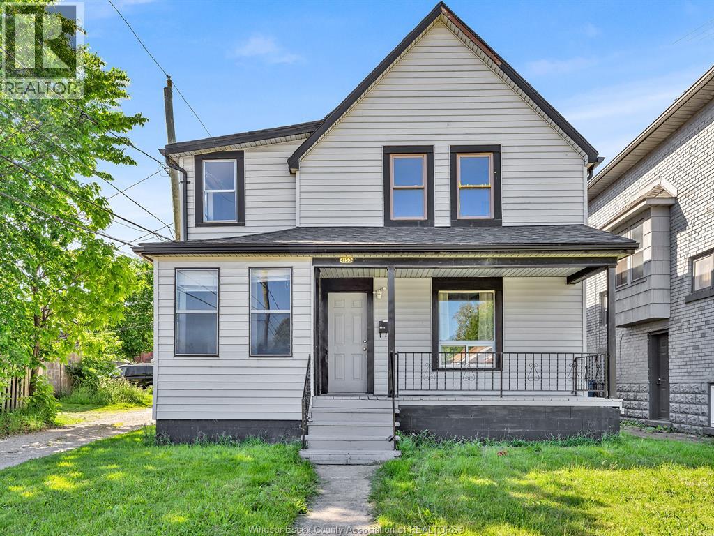 1153 UNIVERSITY - 23