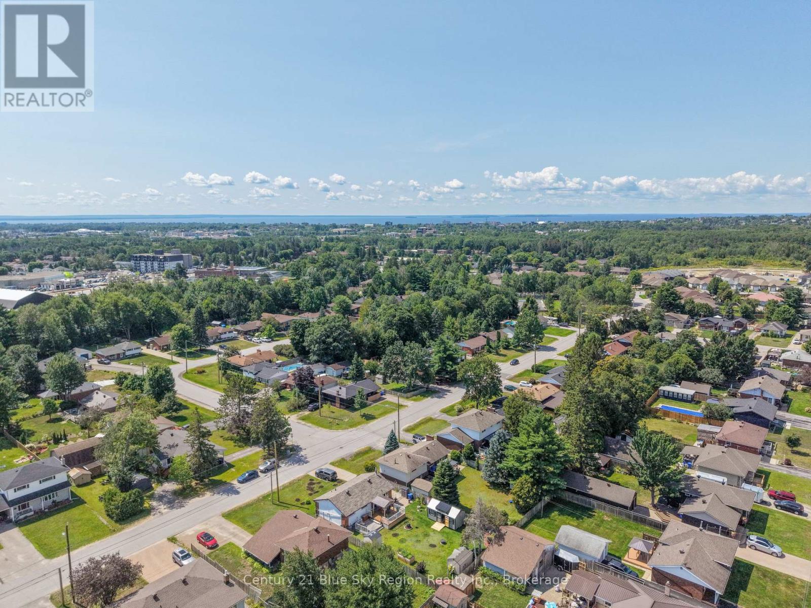 164 GORDON DRIVE - Image 9