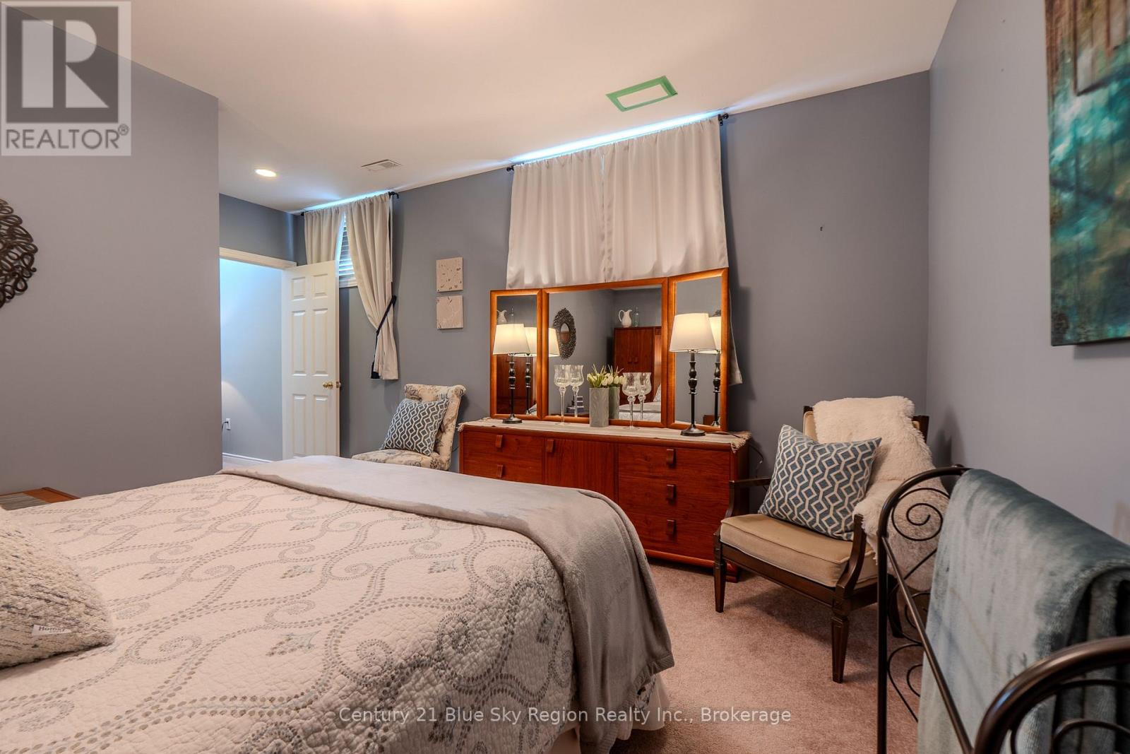 33 GOLF COURSE ROAD - 27