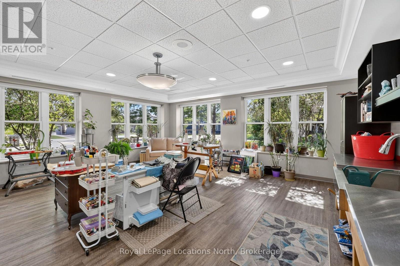 73 KARI CRESCENT - Image 38