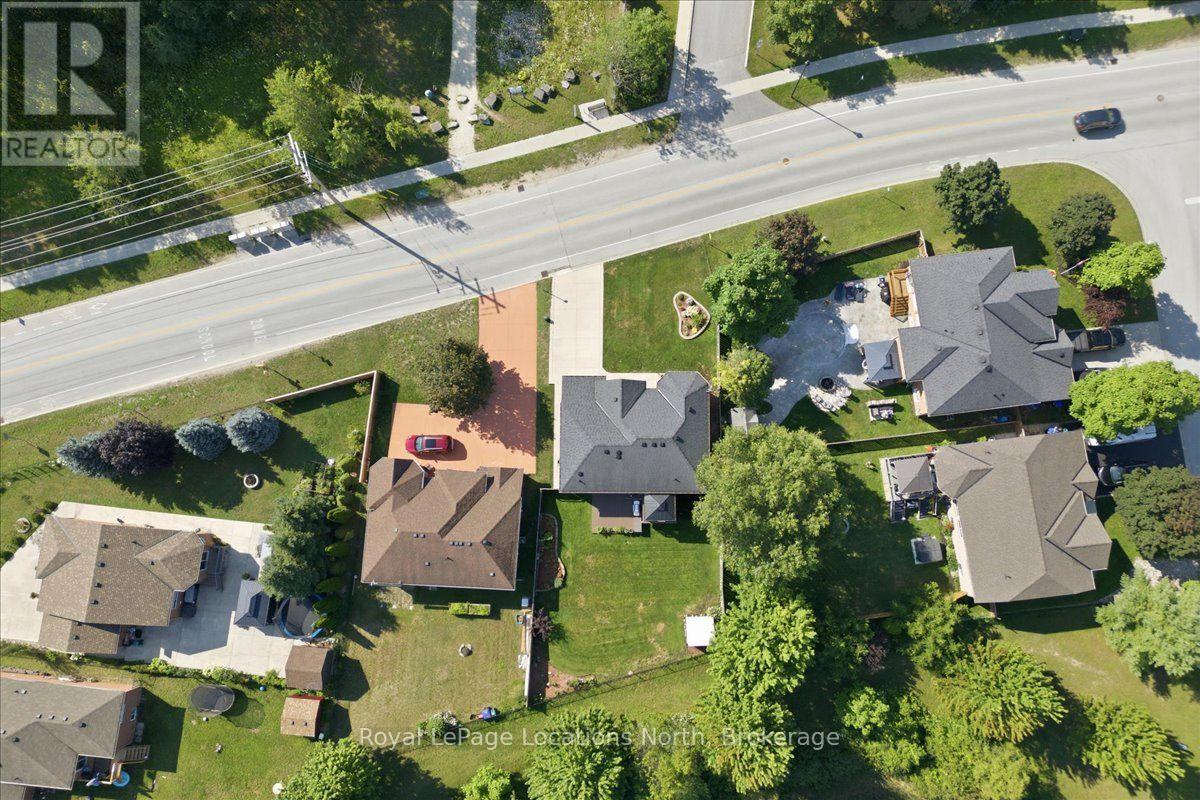 402 RAMBLEWOOD DRIVE - Image 40