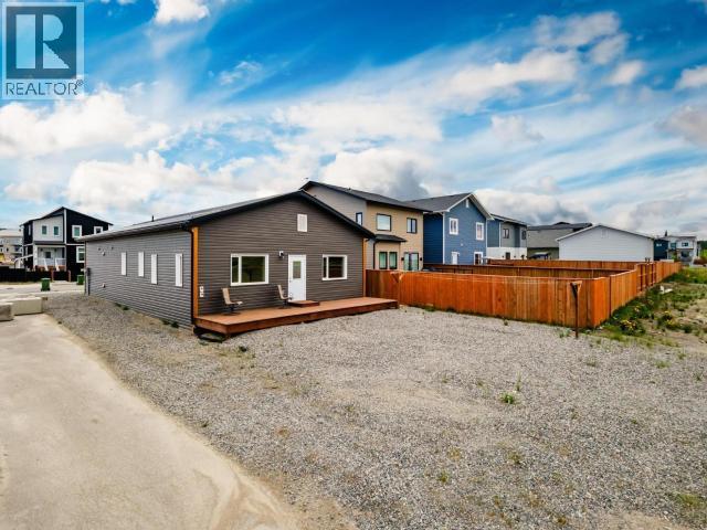 44 EUGENE AVENUE - 24