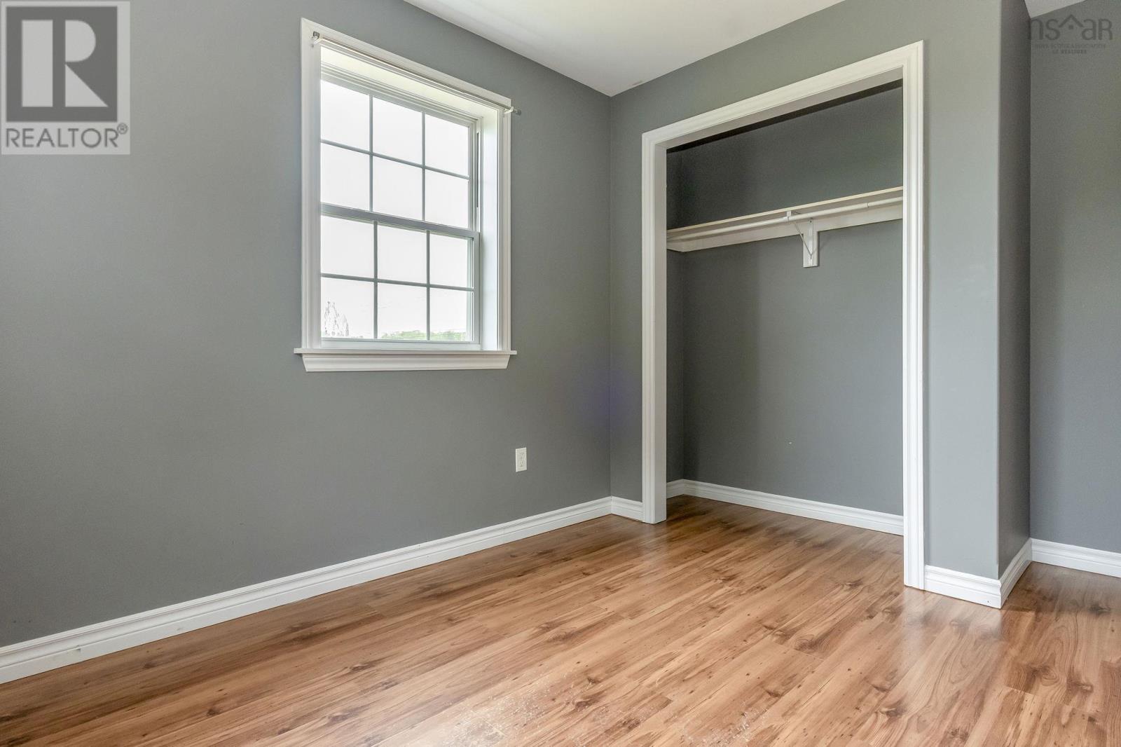 623 Main Street - 24