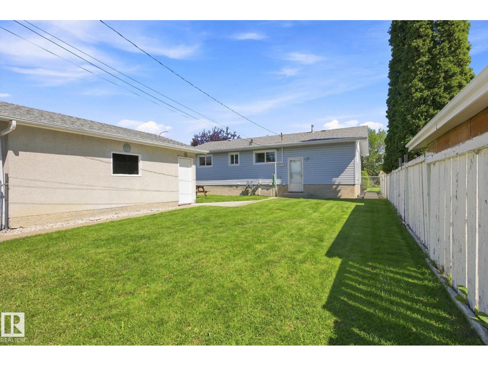 16111 88A AV NW - Image 30