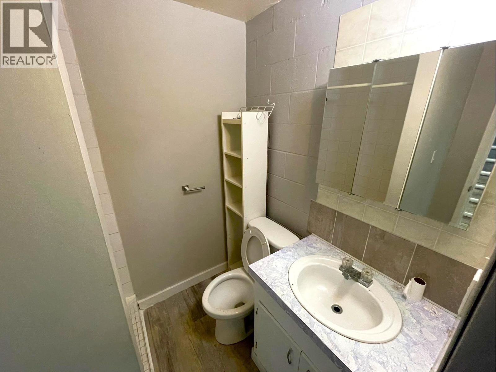 9714-9716 102 AVENUE, Fort St. John