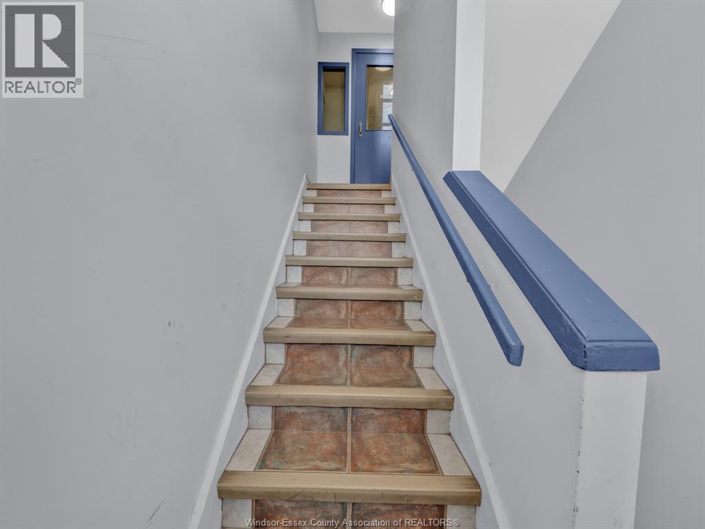 531 MILL STREET - 6