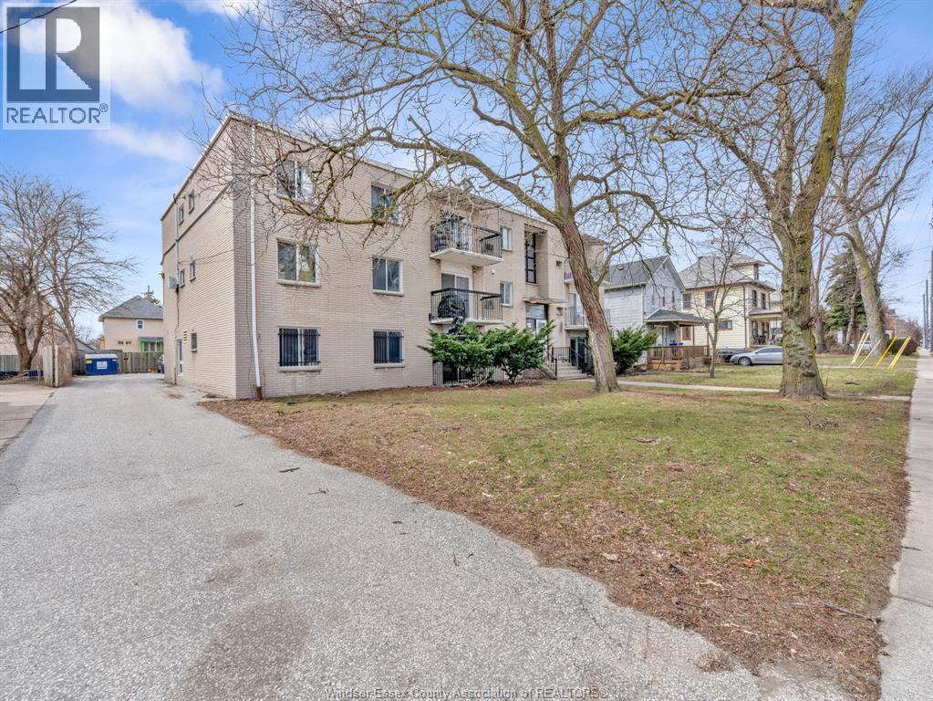 531 MILL STREET - 4