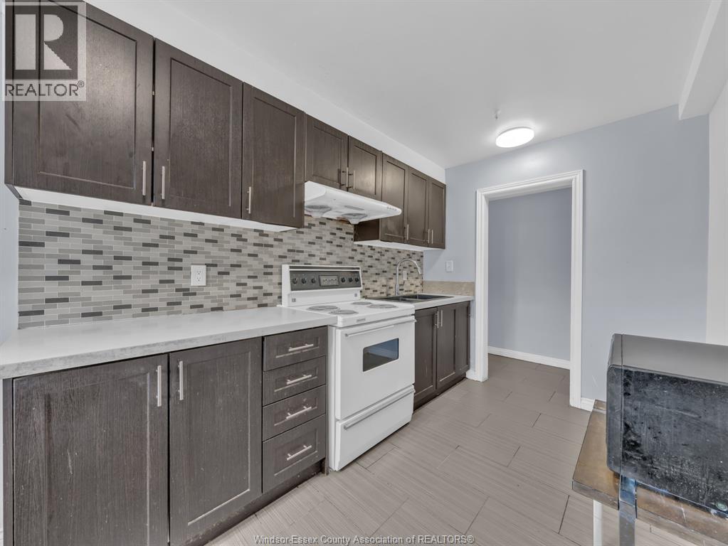 531 MILL STREET - 10